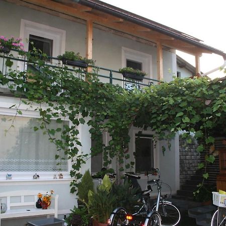 Pension Pock Tieschen 外观 照片